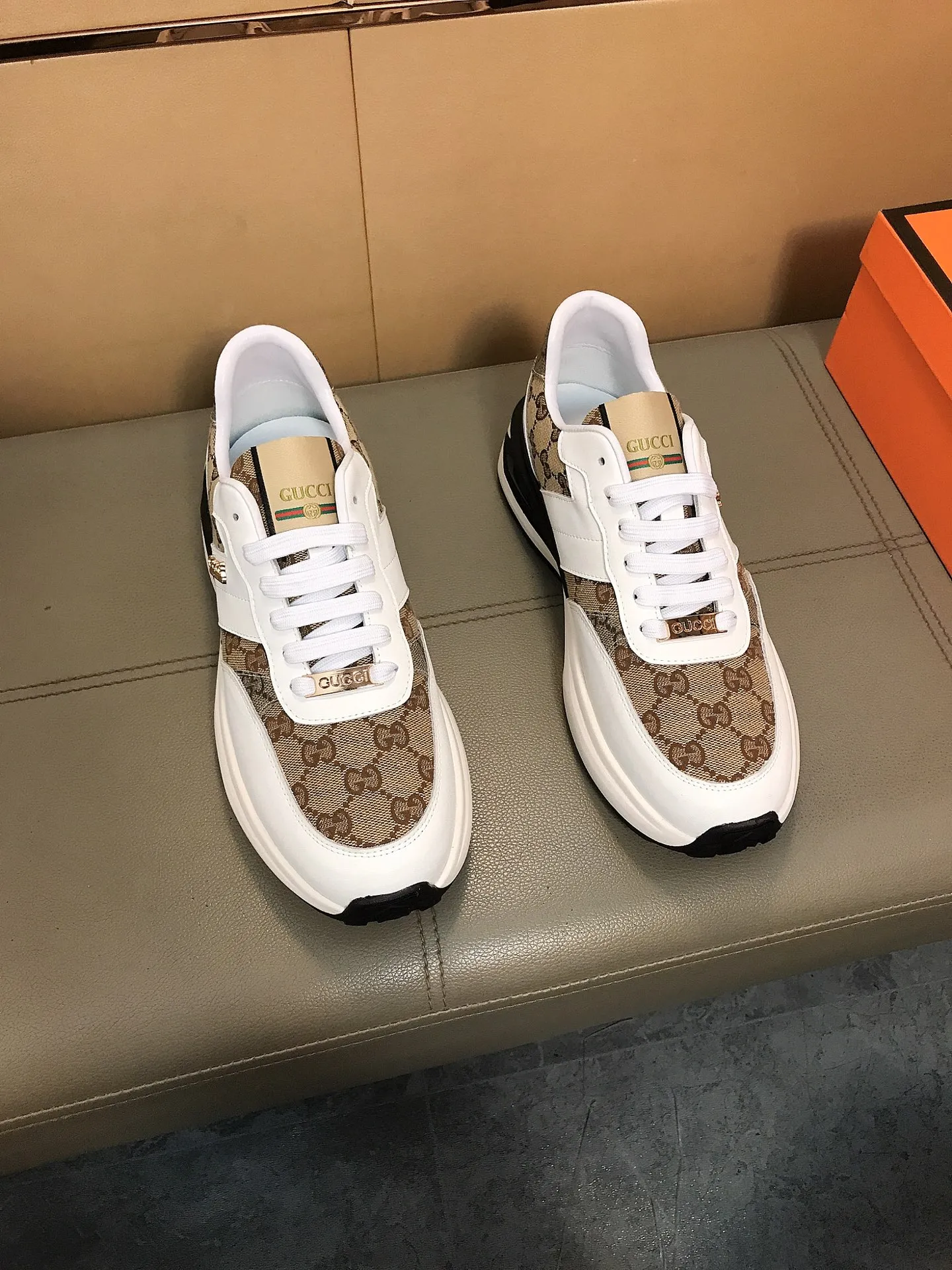 Ex-factory price 442 👟👟🆕🆕 (GUCCI) latest casual and fashionable men's shoes, hot style 💥 simple and elegant style, exclusive for trendy men, the upper is made of cowhide + brand printed fabric, sheepskin lining + foot pads, soft and comfortable outsole! 38-44.